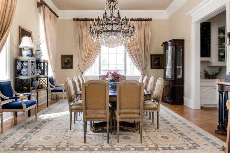 disappearing dining rooms